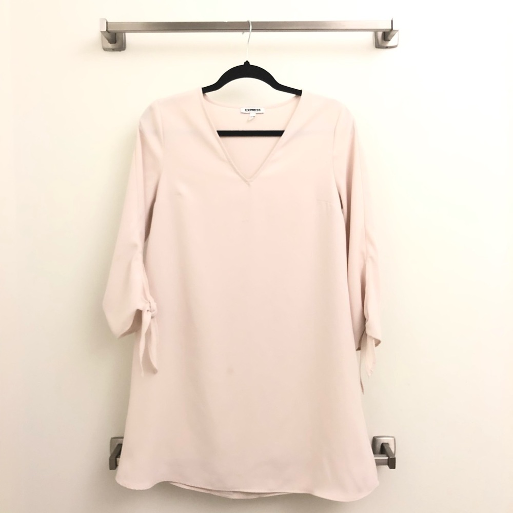 EXPRESS Tie Sleeve Dress